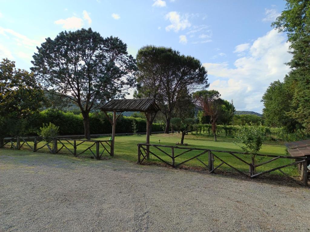 Fotografia z galérie ubytovania Villa Marila relax con piscina in campagna v destinácii Pietramelara