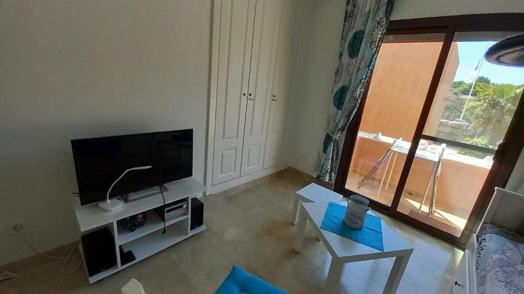 TV a/nebo společenská místnost v ubytování Sonne und Meer - Anafi Guestroom