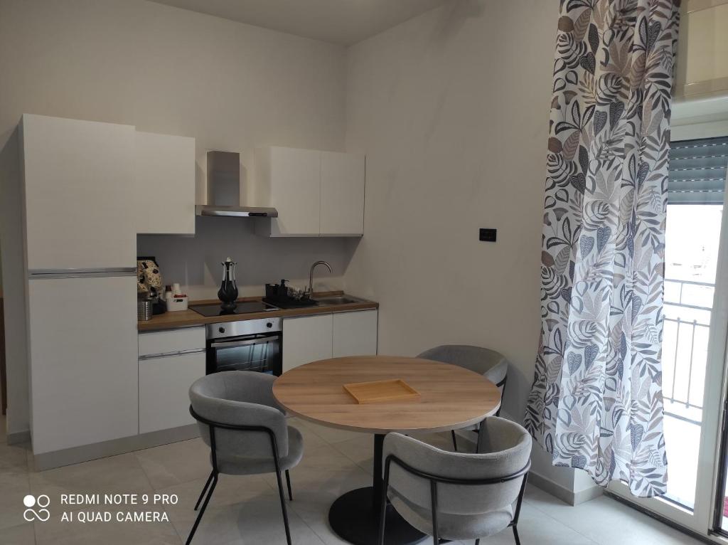 Køkken eller tekøkken på Nap'poggio appartment