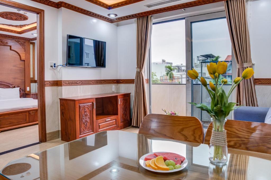 TV a/nebo společenská místnost v ubytování Phan Van 2 hotel
