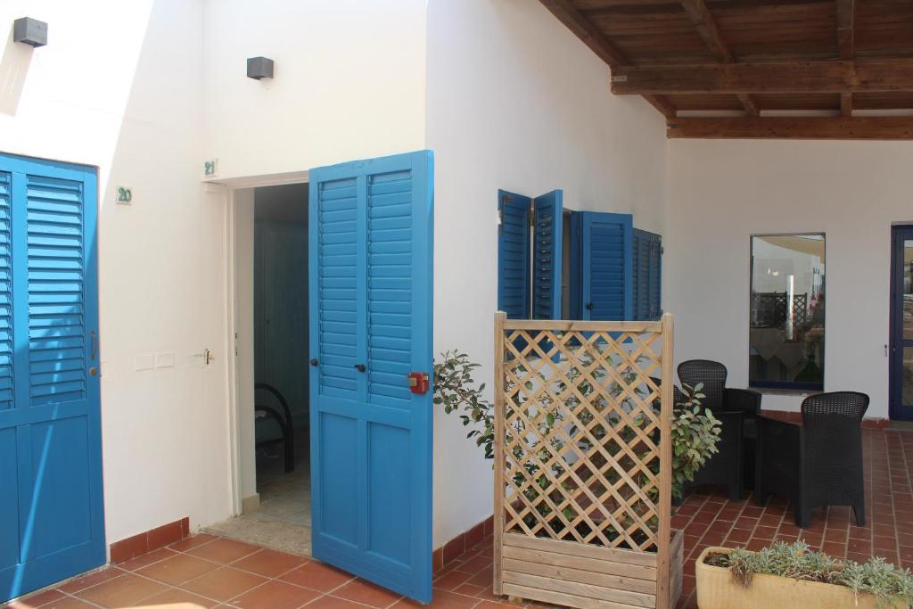 Vel Marì - Rooms on the Beach - Triple Room With Sea View