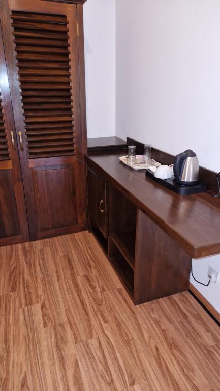 MILLET'S FOOD COMPANY AND COOKING CENTER - 8