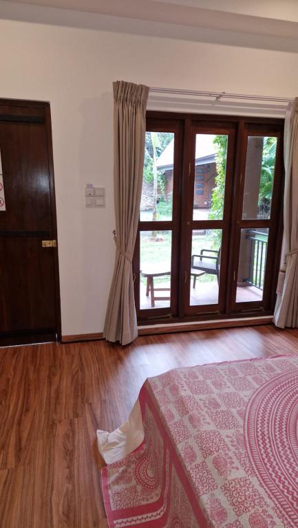 MILLET'S FOOD COMPANY AND COOKING CENTER - 11