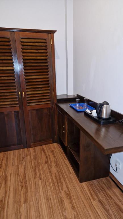 MILLET'S FOOD COMPANY AND COOKING CENTER - 12