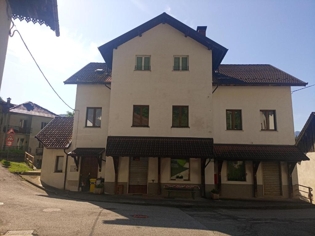 Budova, kde se apartmán nachází