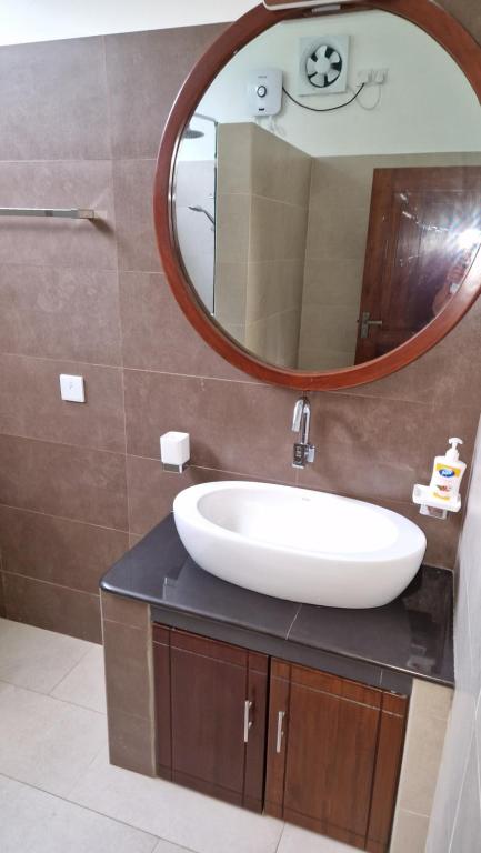 MILLET'S FOOD COMPANY AND COOKING CENTER - 17