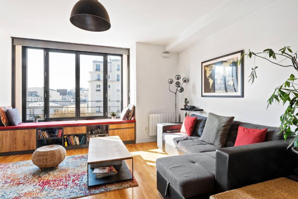 Photo de la galerie de l'établissement GuestReady - Apt Famille Chic à Paris 20 !, à Paris