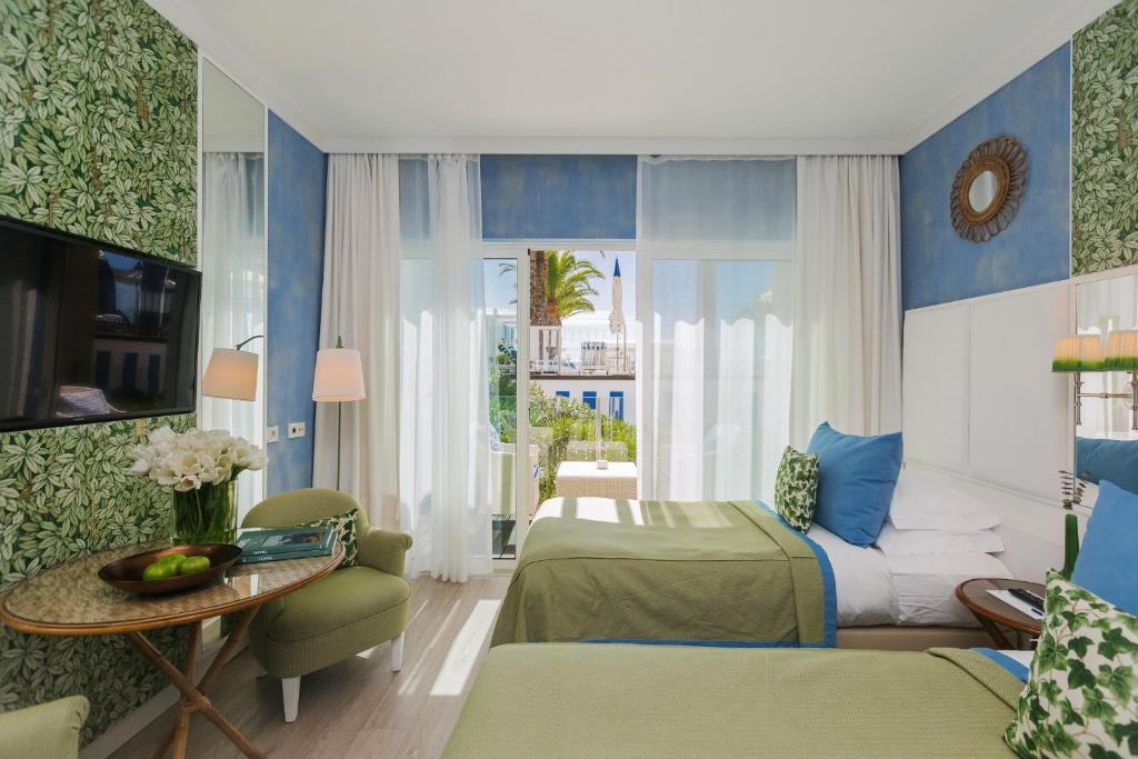 Classic Double Room