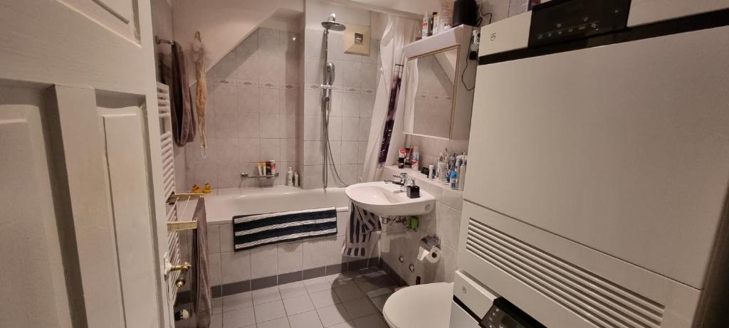 Bagno di Designer apartment with rooftop