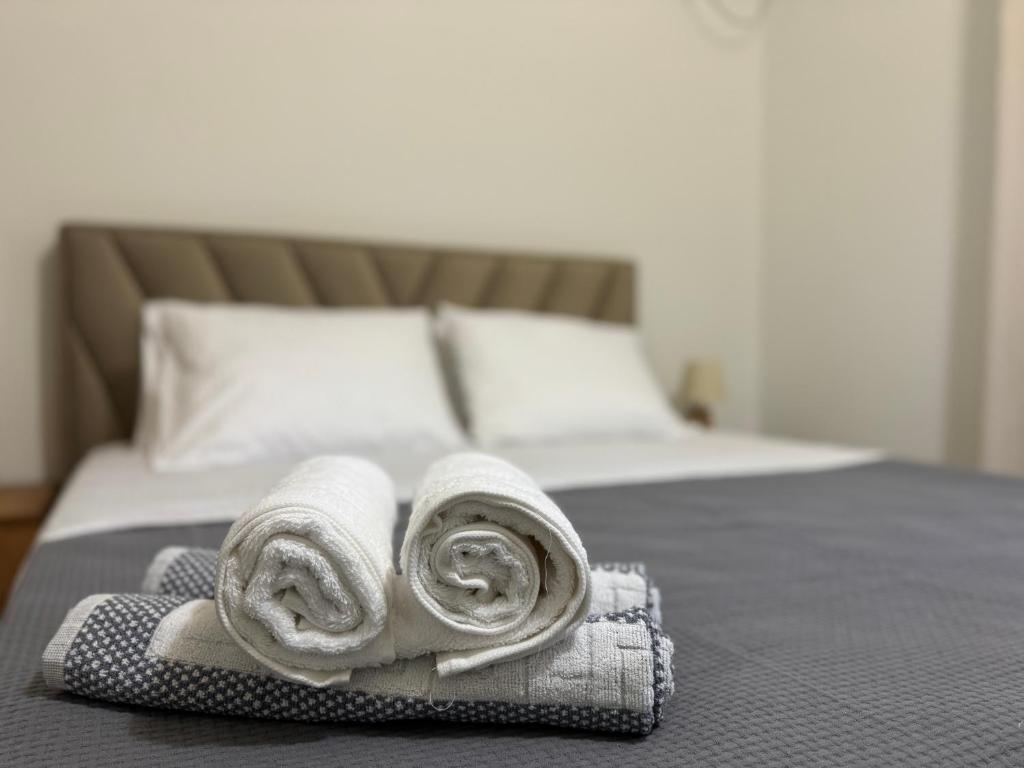 Postel nebo postele na pokoji v ubytování Angelo Agapi Rooms Vlore