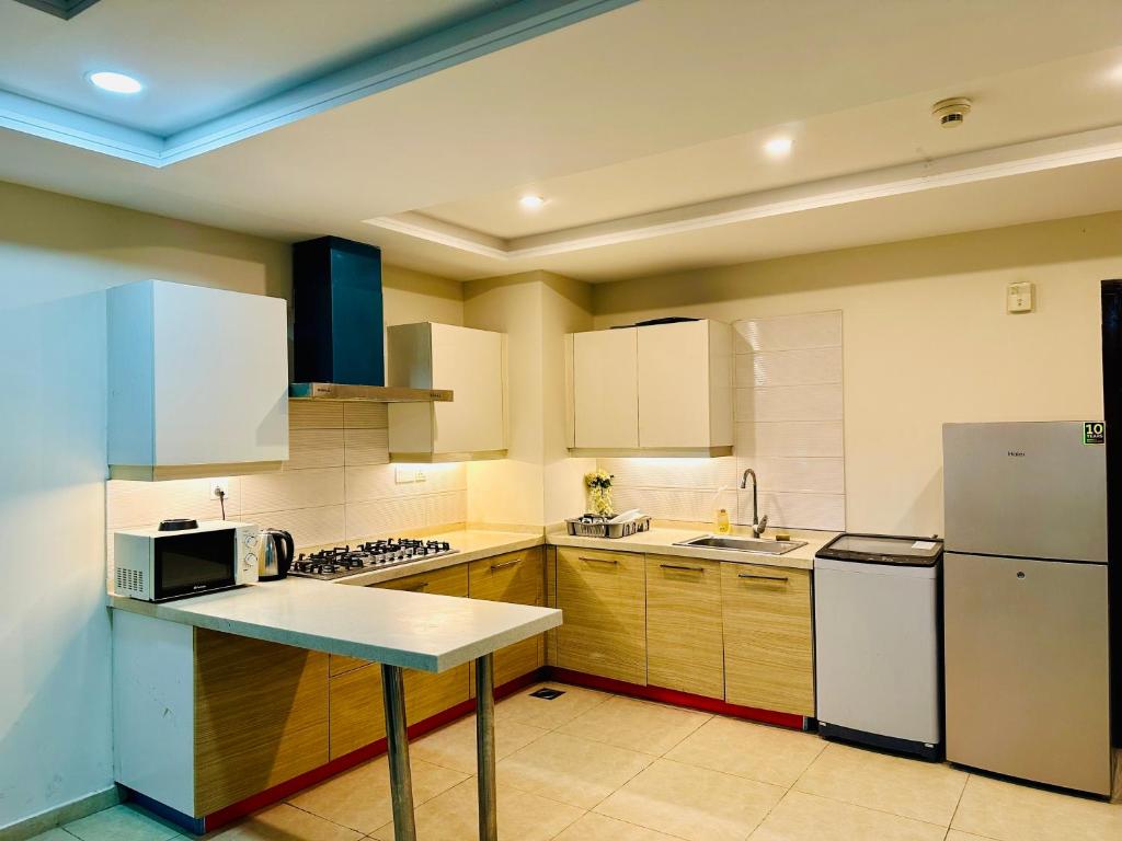 Køkken eller tekøkken på Charming appartment in bahria hieghts