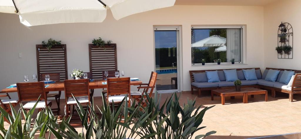 Fotografia z galérie ubytovania Family Villa with private pool v Hersonissose