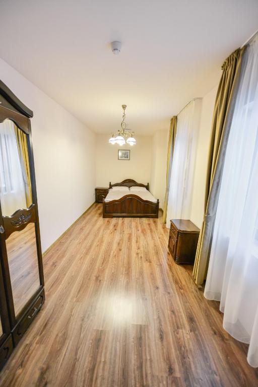 Le Petit Paris - Resim 27