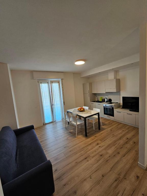 Kuchyň nebo kuchyňský kout v ubytování Via San Zeno Home