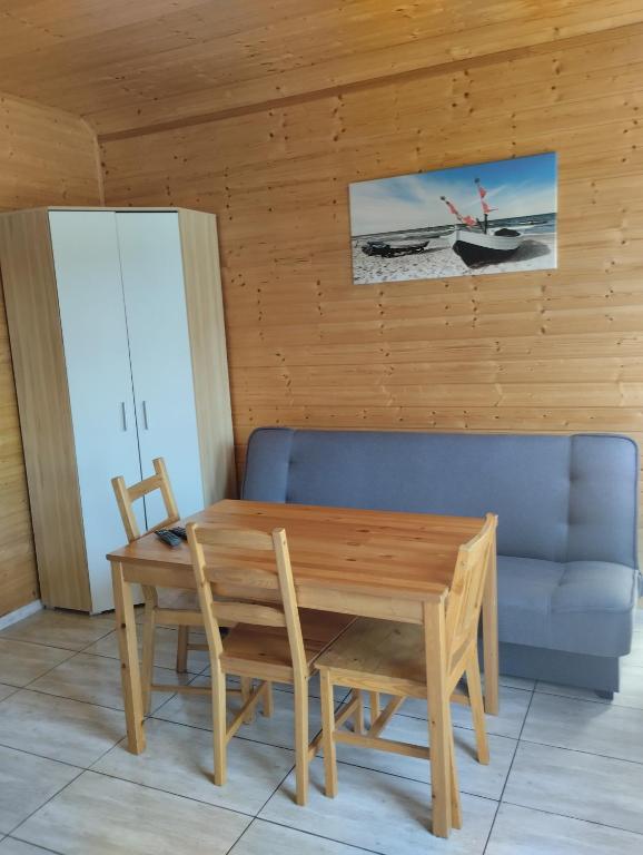 Posezení v ubytování Domki letniskowe Na Stoku