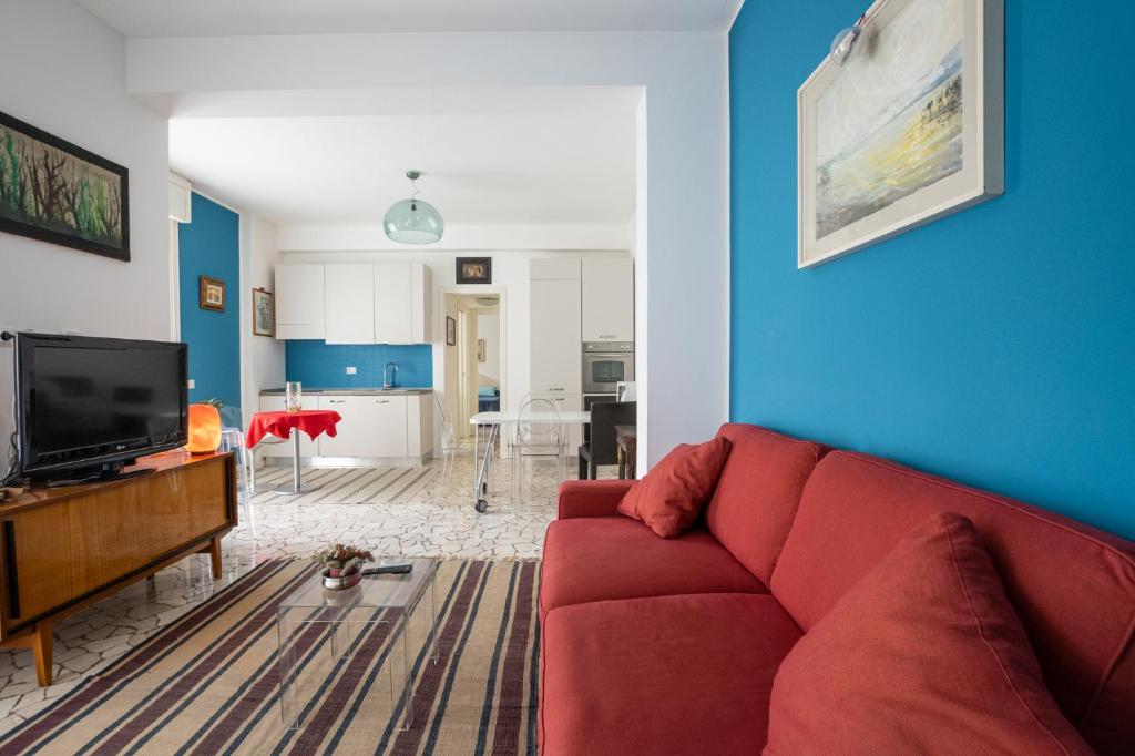 Μια τηλεόραση ή/και κέντρο ψυχαγωγίας στο Arco della Pace Nest - Moscova - Milan-Cortina 2026 Olympics - Milan Design Week 2026