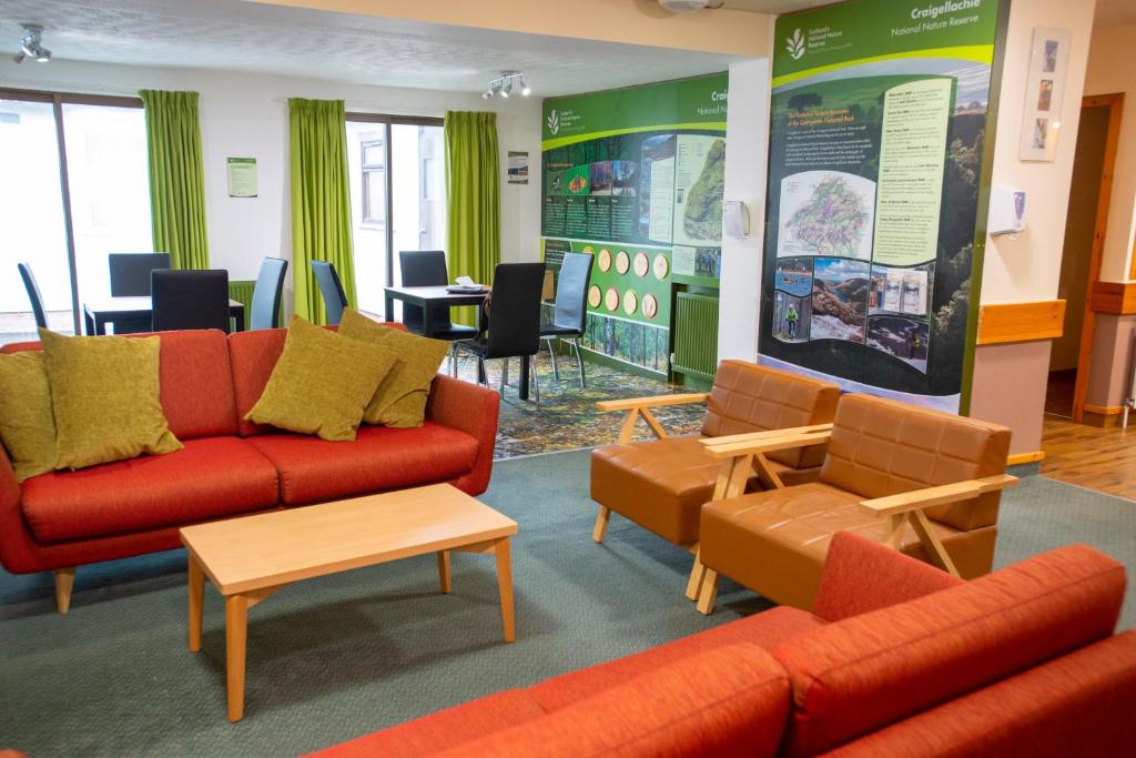 Posezení v ubytování Aviemore Youth Hostel