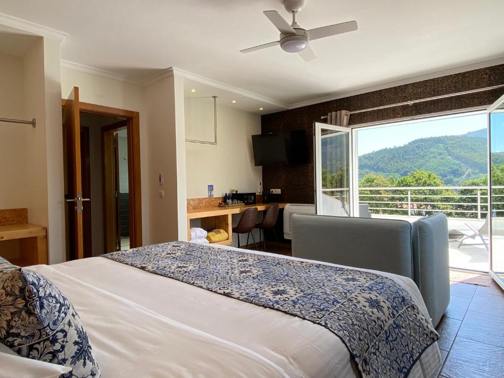 Nespecifikovaný výhled na hory nebo výhled na hory při pohledu z bed and breakfast