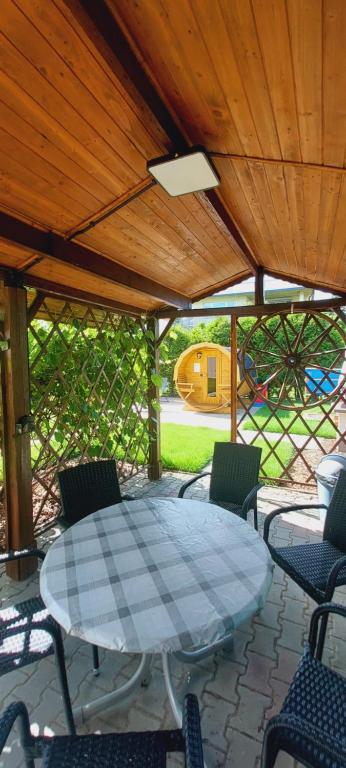 Posezení v ubytování Willa Julia-pokoje w centrum, ogród, sauna, grill