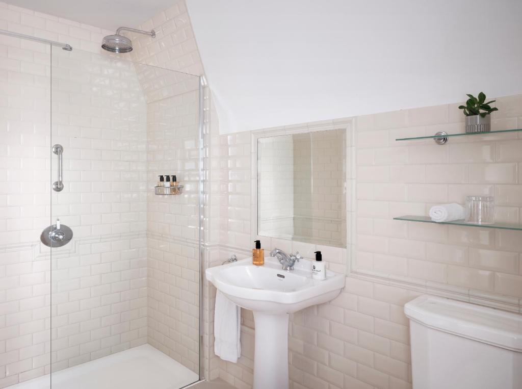 The Chelsea Townhouse - Error