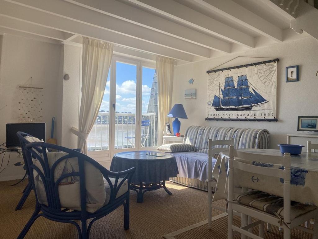 Photo de la galerie de l'établissement 529 - A ERQUY, à proximité du port et face à la plage, à Erquy