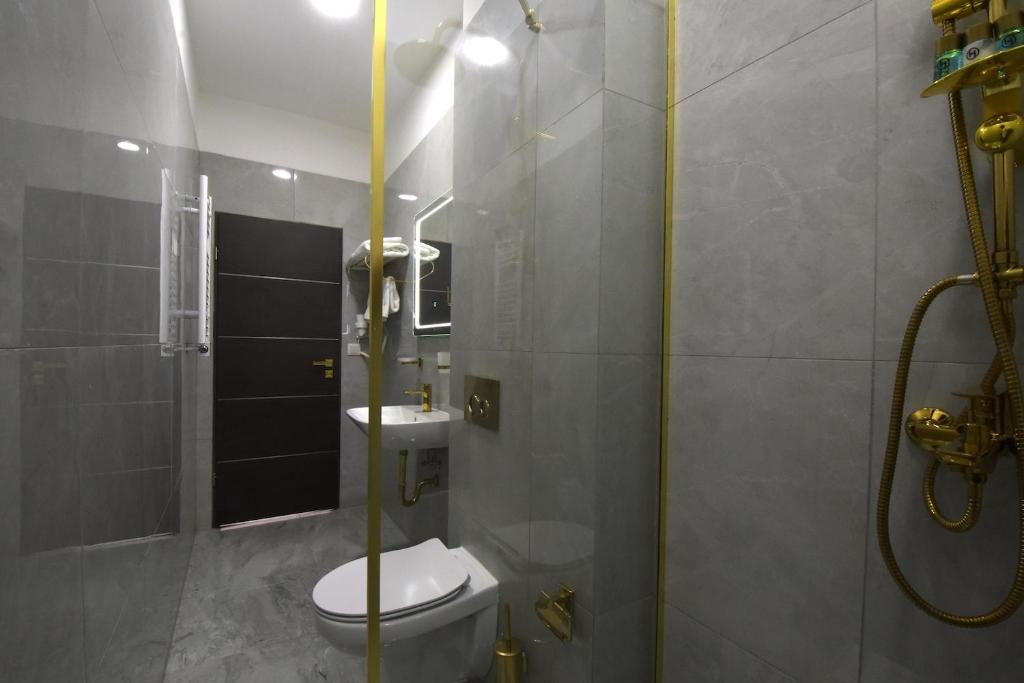 Koupelna v ubytování Hotel Grand Inn Berlin - Weißensee