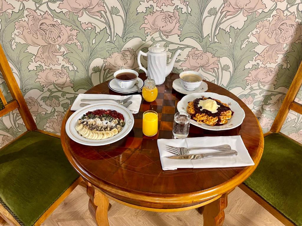 Jedlo v ubytovaní bed & breakfast alebo blízkom okolí