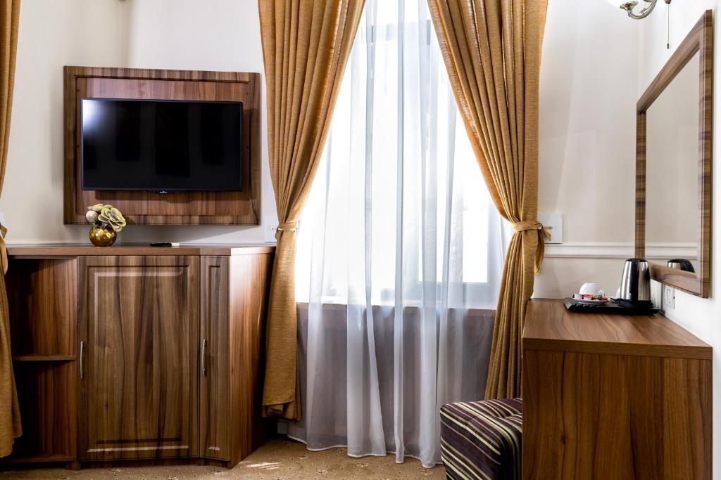 La Strada Boutique Villa - Resim 42