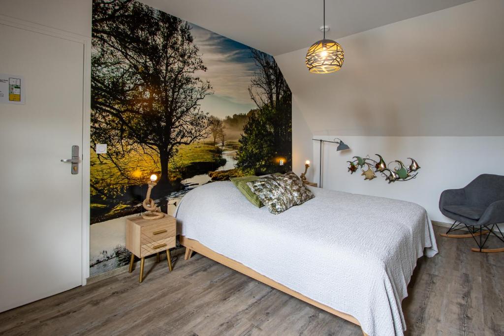 Postel nebo postele na pokoji v ubytování Auberge du Molveau