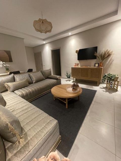 Posezení v ubytování Appartement de Luxe Costa-Mar Martil Tetouan