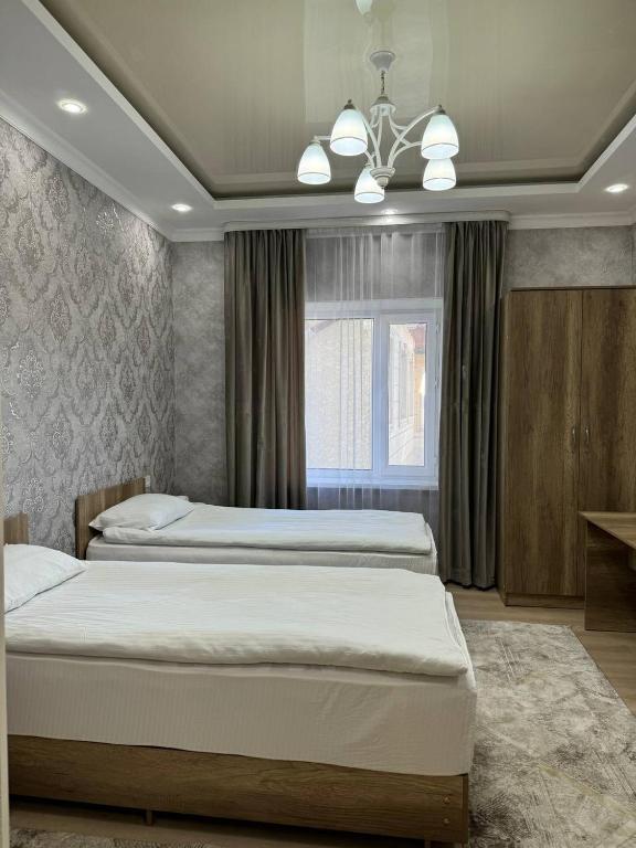 Айкол - Dwin Room