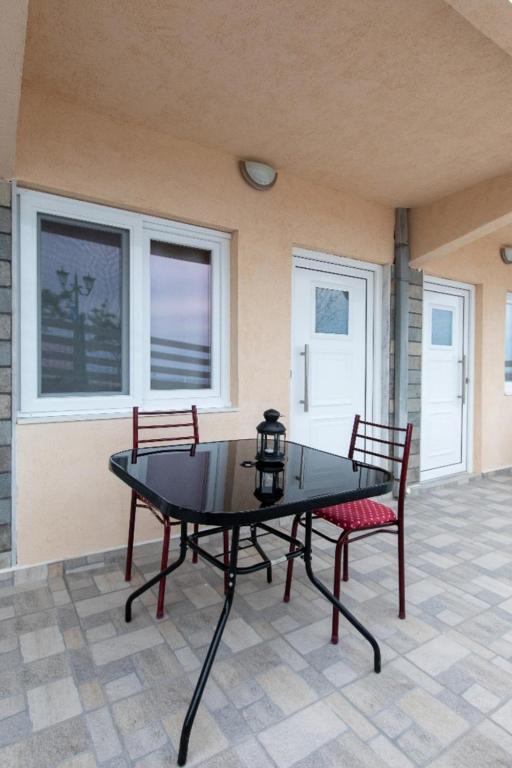 Balkón nebo terasa v ubytování Beachfront Retreat #Propertly