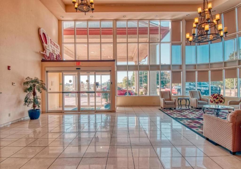 Express inn & suites photo