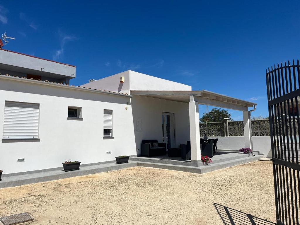 Φωτογραφία από το άλμπουμ του Casa Lido Fiori Beach σε Menfi