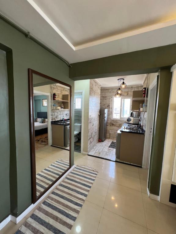 Downtown Sea View Suites - 8