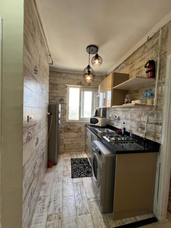 Downtown Sea View Suites - 9