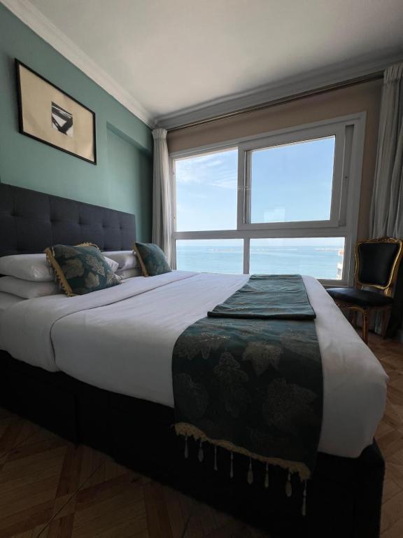 Downtown Sea View Suites - 15