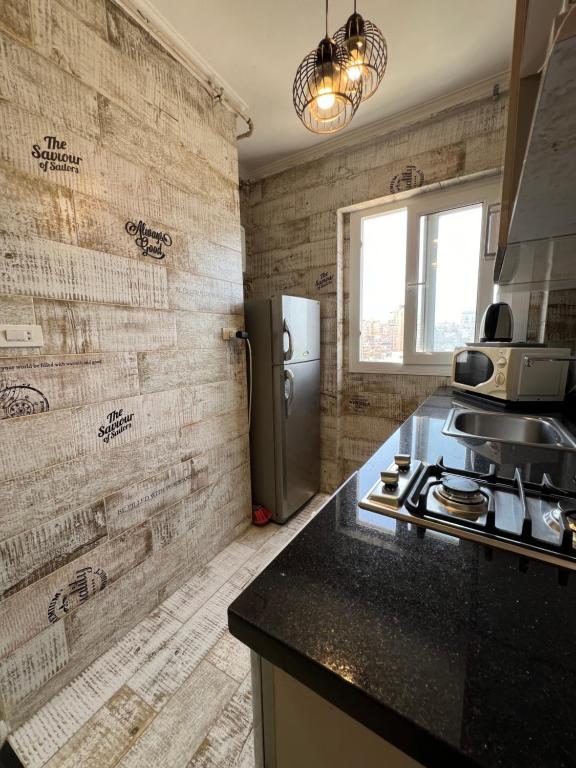 Downtown Sea View Suites - 16