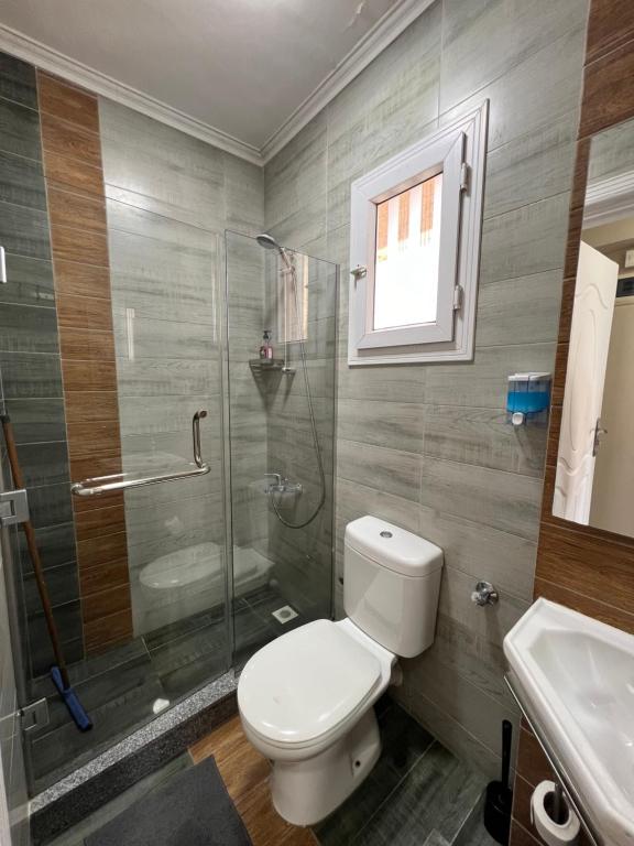 Downtown Sea View Suites - 18