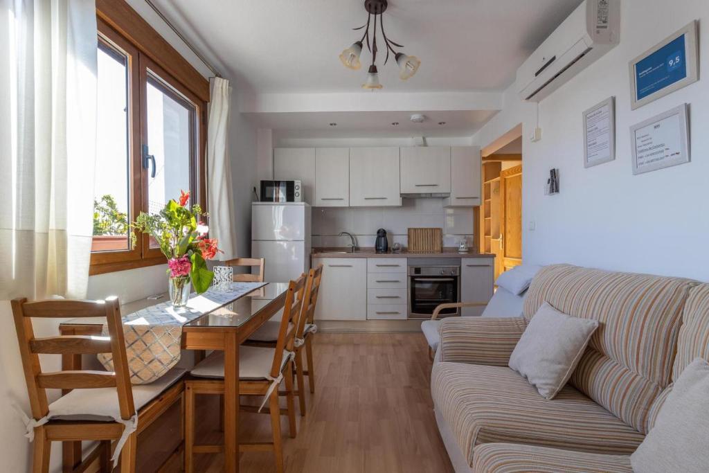 Kuchyňa alebo kuchynka v ubytovaní Apartamento en Urbanizacíon Residencial