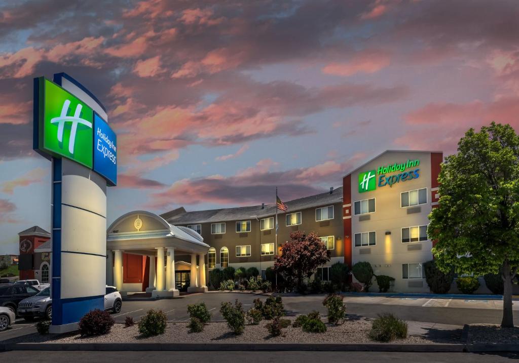 a rendering of a hotel with a hilton garden inn at Holiday Inn Express Winnemucca, an IHG Hotel in Winnemucca