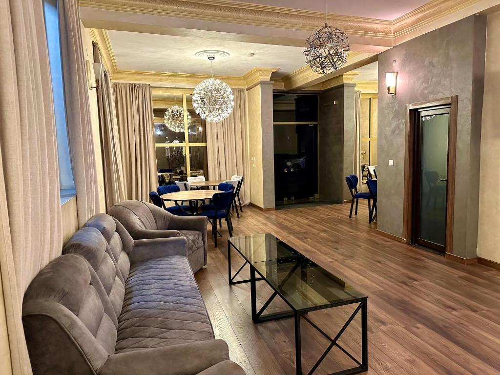 Posezení v ubytování Hotel Tsereteli