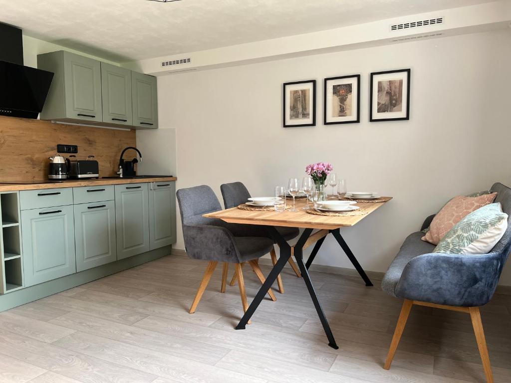 Kuchyň nebo kuchyňský kout v ubytování Apartmán Hamerka
