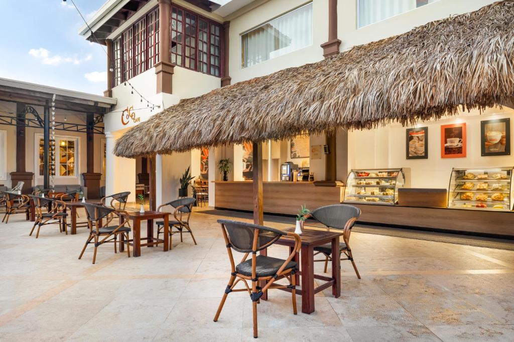 Restoran või mõni muu söögikoht majutusasutuses Sunscape Coco Punta Cana - All Inclusive
