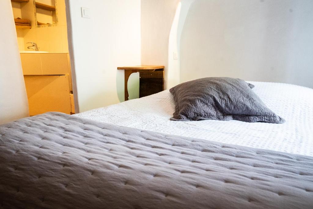 Le Pailler Chambres D'hôtes Restaurant Gîte piscine & spa - Habitación Triple