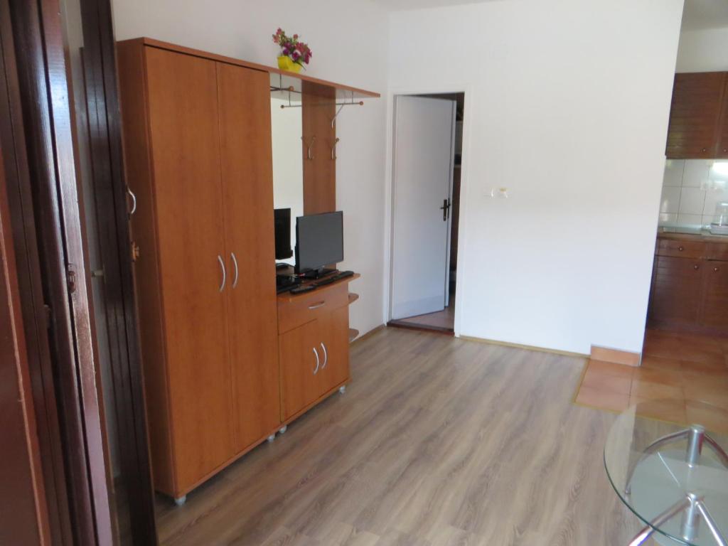 Kuchyňa alebo kuchynka v ubytovaní Apartments Makjanić