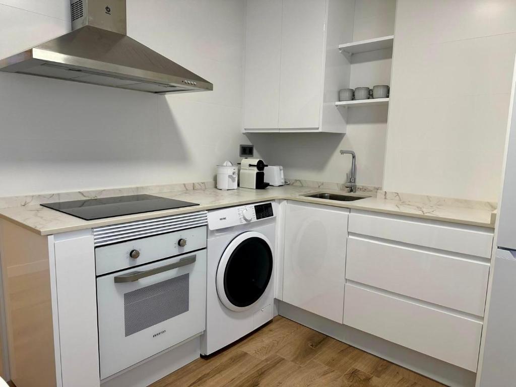 SUITE PLAYA GIJON CENTRO II, a estrenar, 5 huéspedes VUT-5248-AS - 10