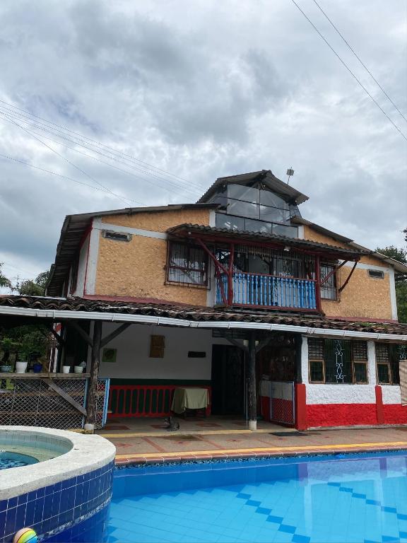 Bazén v ubytování Finca hotel tierra grata nebo v jeho okolí