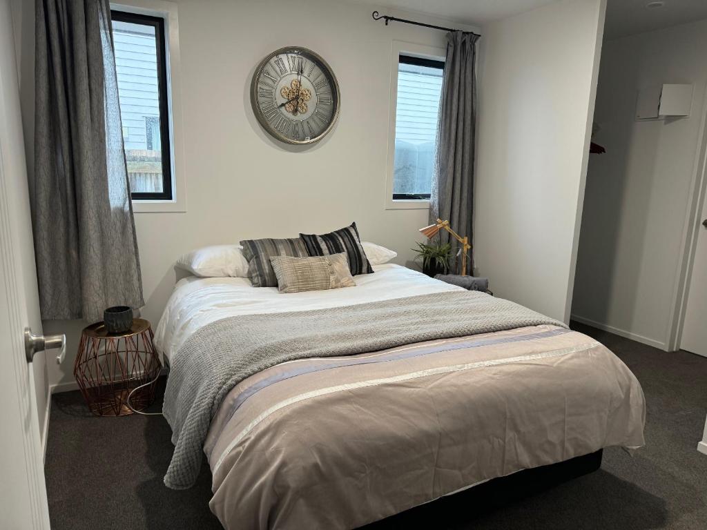 87 on FIFTH Ave - Resim 27