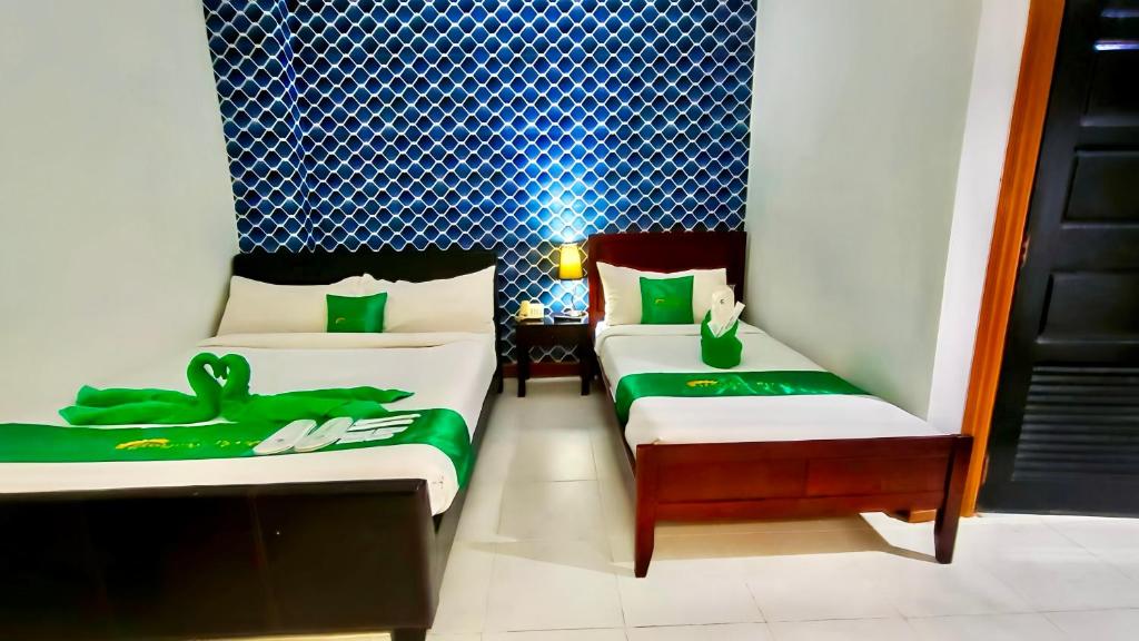 Holiday Plaza Hotel Tuguegarao City - Triple Chambre De Luxe